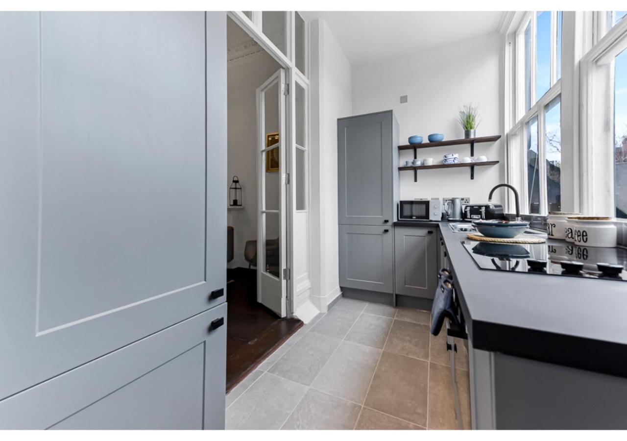 Upscale Urban Haven: Luxury Flat Apartman London Kültér fotó